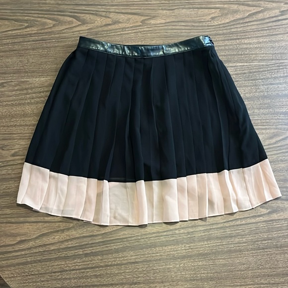 NEW W118 by Walter Baker Small Elina Skirt NWT - Picture 1 of 3
